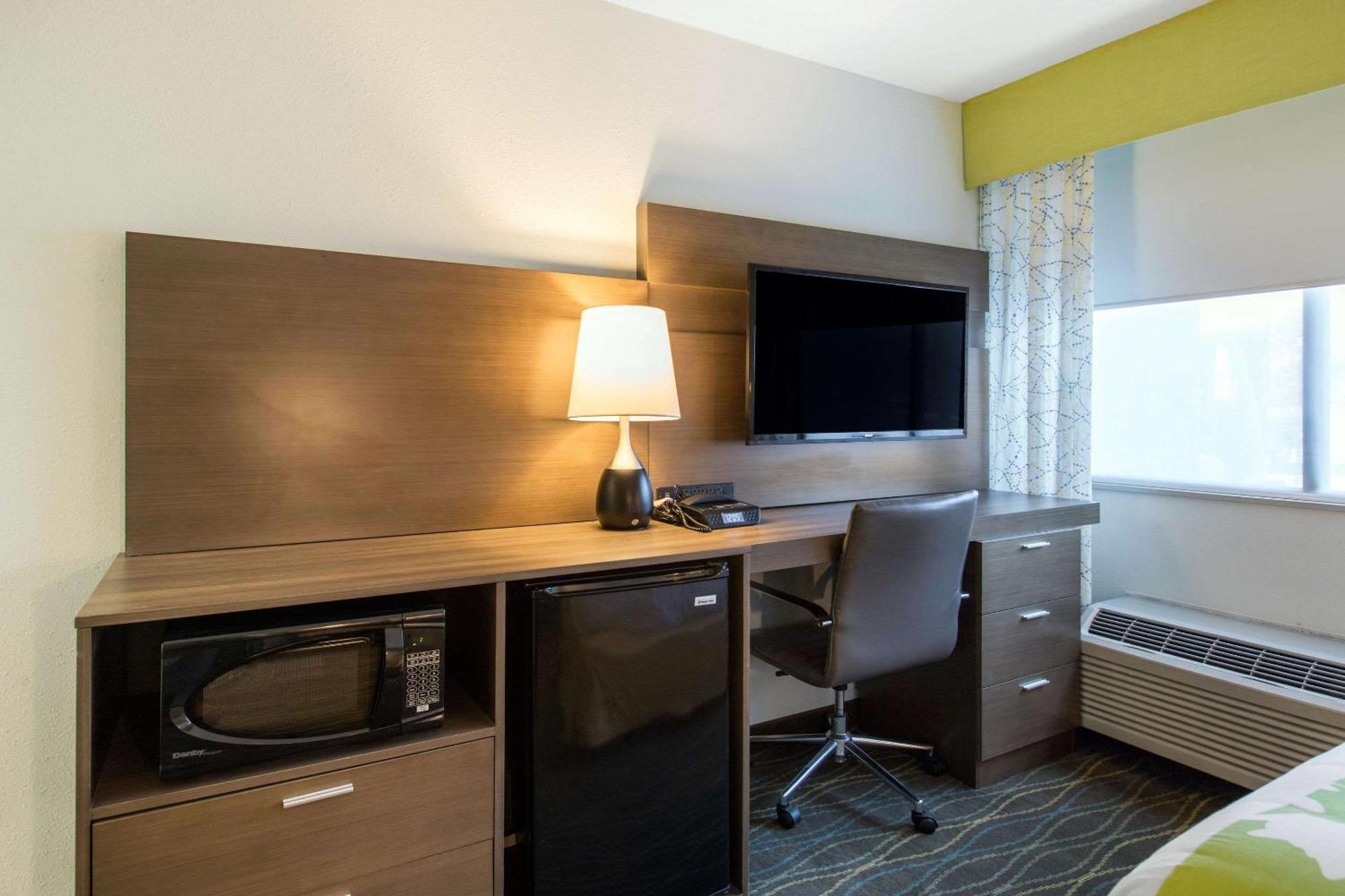 Radisson Hotel Grand Rapids Riverfront Extérieur photo