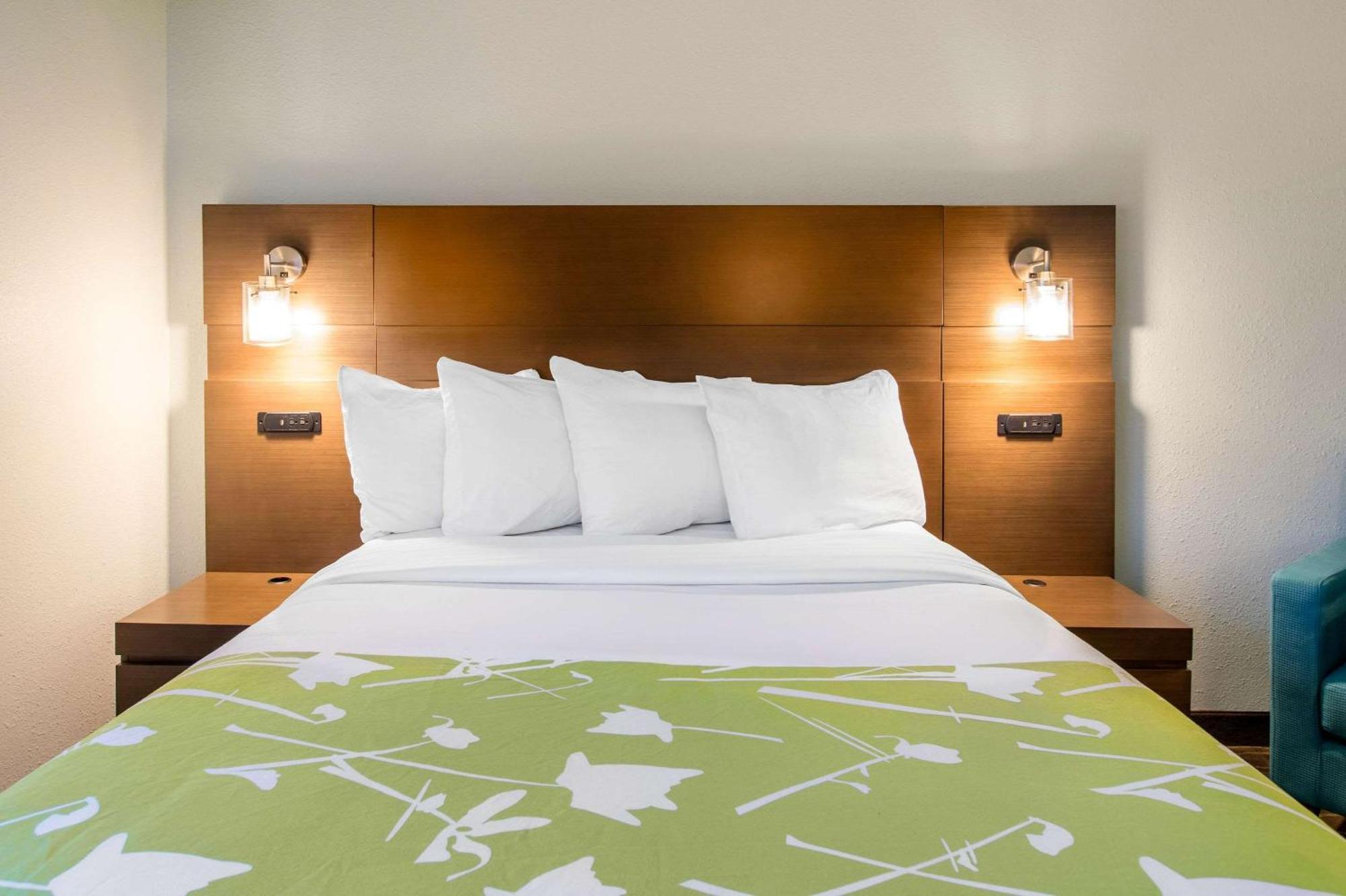Radisson Hotel Grand Rapids Riverfront Extérieur photo