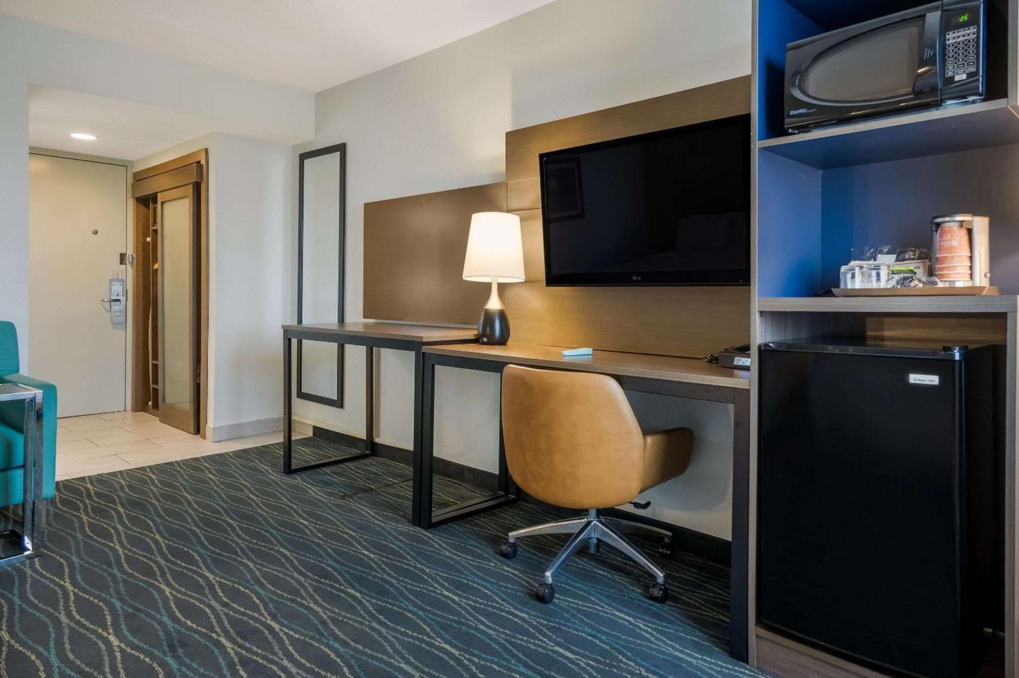 Radisson Hotel Grand Rapids Riverfront Extérieur photo