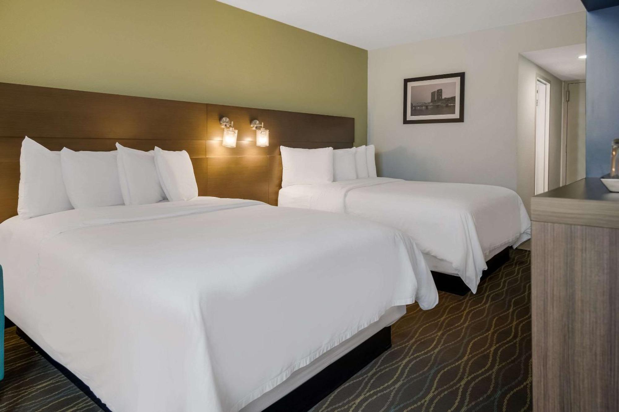 Radisson Hotel Grand Rapids Riverfront Extérieur photo