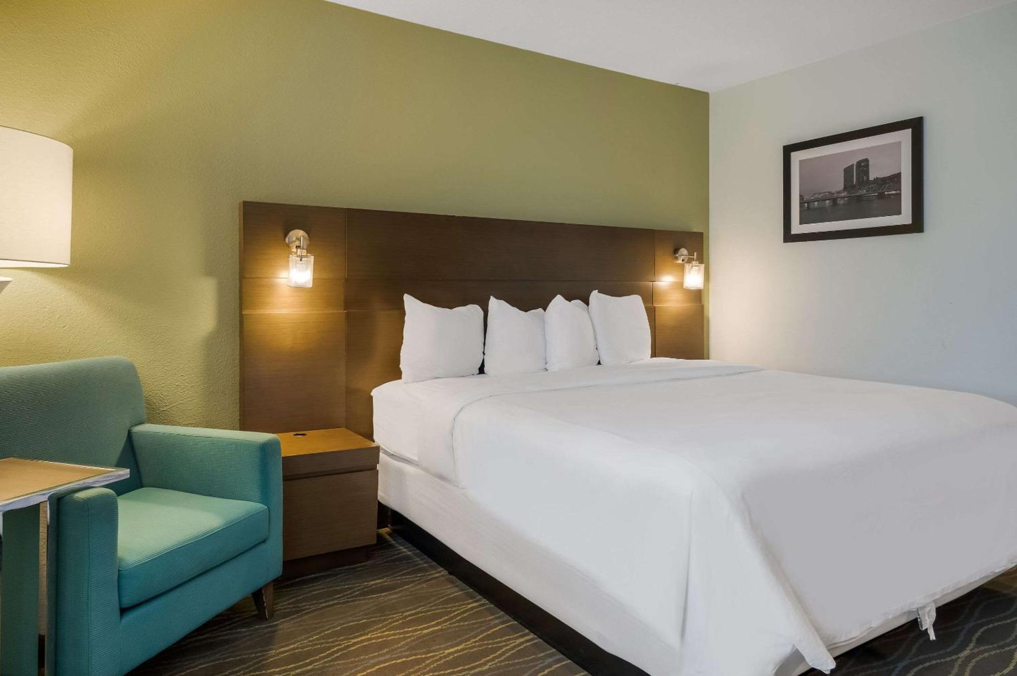 Radisson Hotel Grand Rapids Riverfront Extérieur photo
