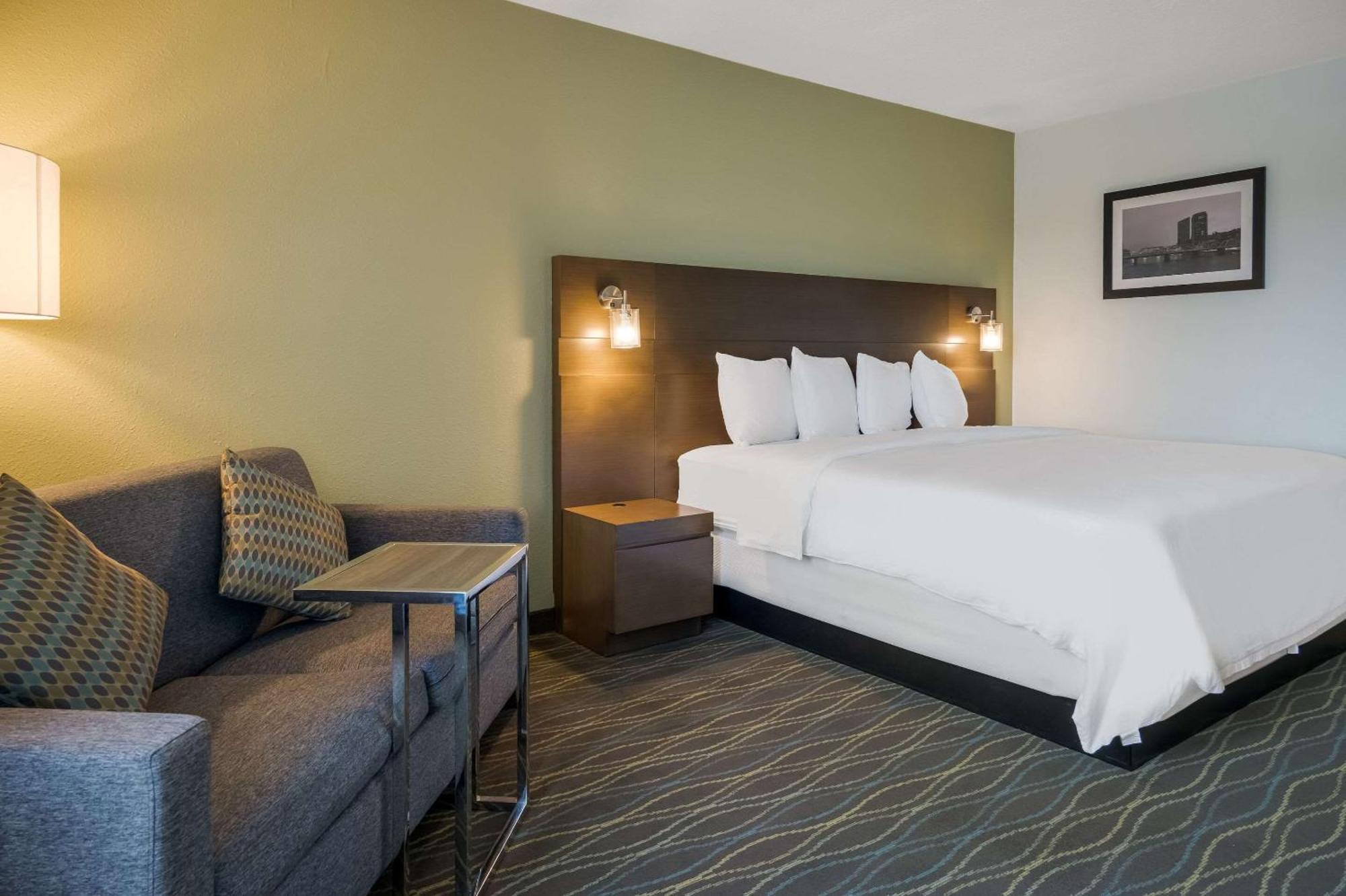 Radisson Hotel Grand Rapids Riverfront Extérieur photo